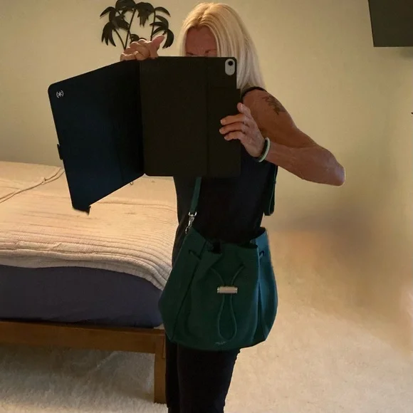 rag & bone LARGE Aston Bucket Bag - Picture 16 of 16